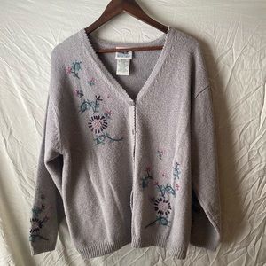 vintage northern reflections cardigan.tagged size XL modeled on a S/M